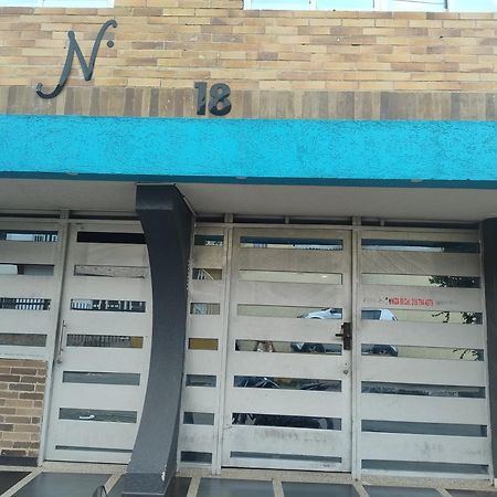 Edificio Niza80 Ibague, Acceso Digital Cerca Parque Deportivo Hotel Buitenkant foto