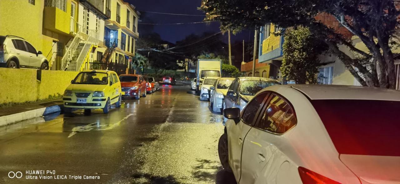 Edificio Niza80 Ibague, Acceso Digital Cerca Parque Deportivo Hotel Buitenkant foto